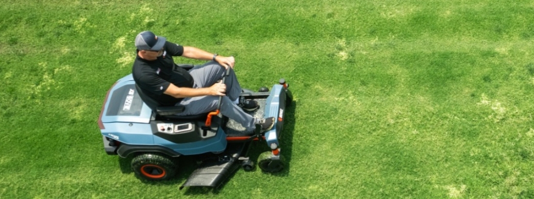 Zero Turn vs. Riding Mower: Which is Best for Your Lawn?