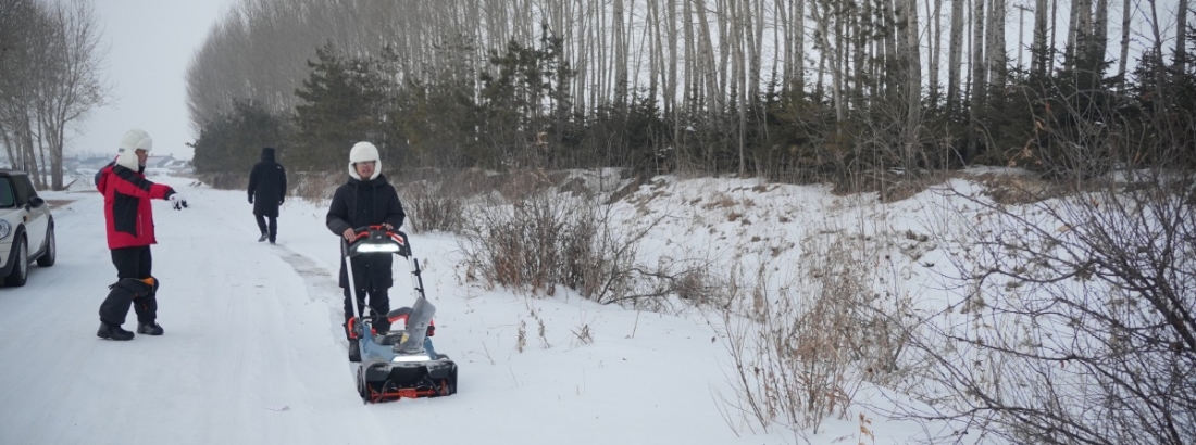 Snow Blower vs. Snow Thrower: The Difference You Need to Know This Winter