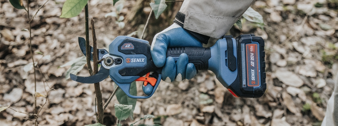 ​The Ultimate Pruning Shears for Garden Enthusiasts